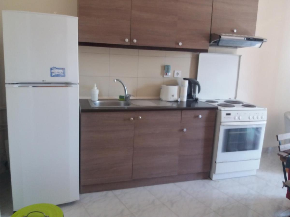 Forest & Sea Apartment Poros Town エクステリア 写真