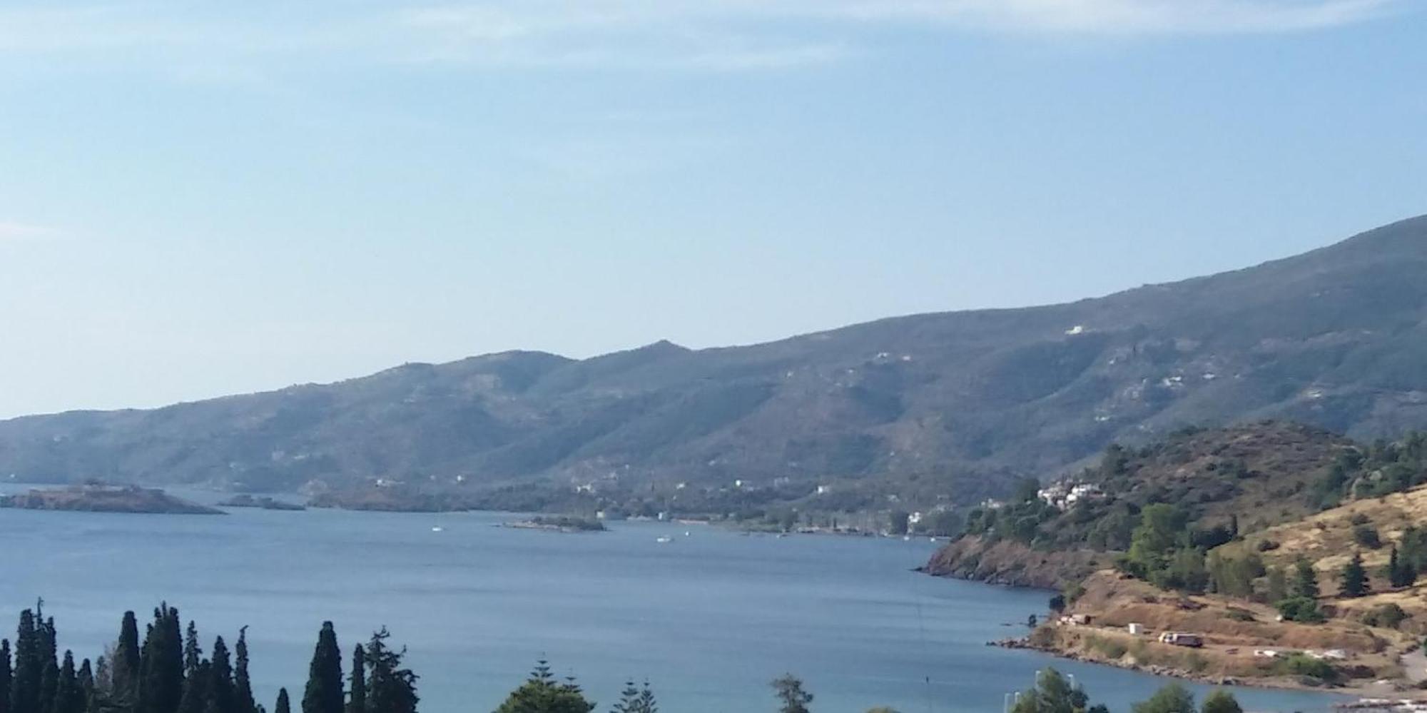 Forest & Sea Apartment Poros Town エクステリア 写真
